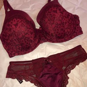 Beautiful Victoria’s Secret lingerie set